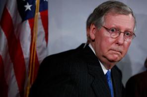 #THERESISTANCE Follows Mitch McConnell To His Own House And It’s GLORIOUS (IMAGES)