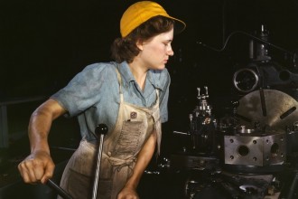 Factory_Worker_1940s
