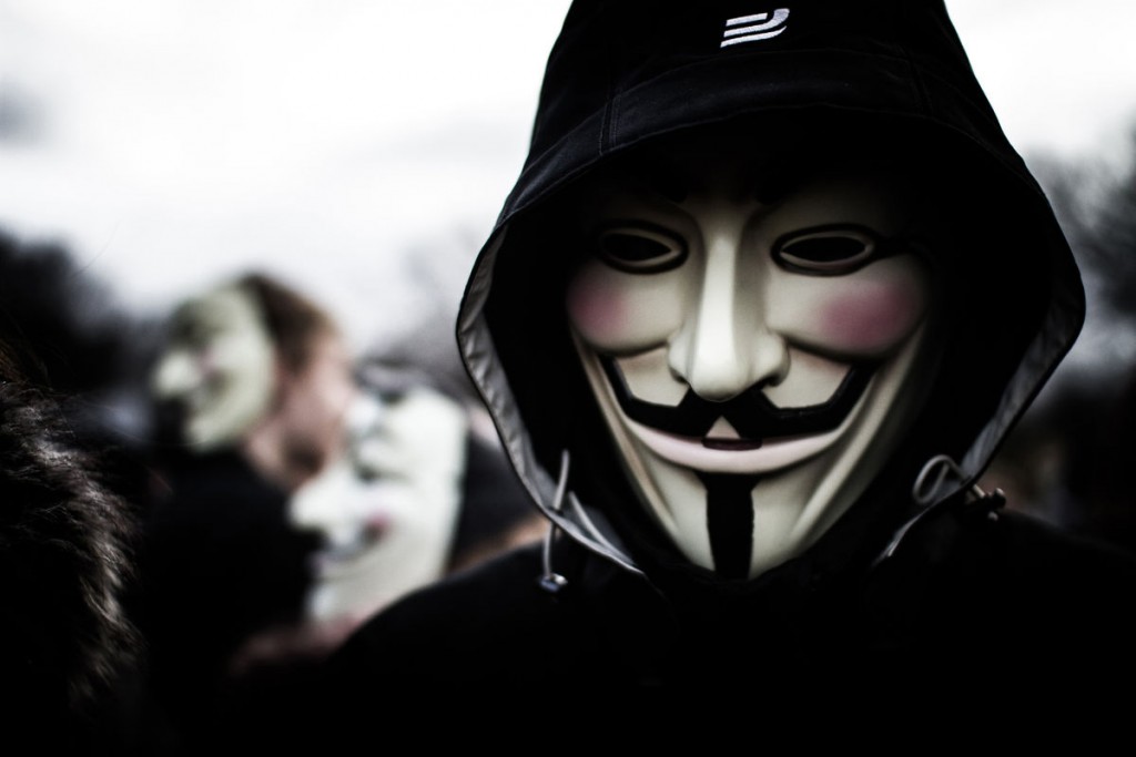 Anonymous member concealing his identity. Pic via Bloomberg. 