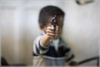 New Mexico toddler shoots both his parents