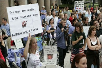 Elizabeth Warren smacks down anti-vaxxer arguments.