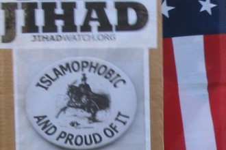 Islamophobic_sign