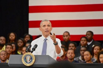 Obama speaks at South Carolina's Benedict College on March 6 (photo by Nora Kravec)