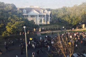 Protesters: Fiji House at UT Austin via Twitter