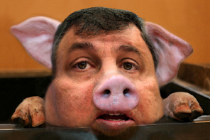 Chris Christie Quietly Signs Water Privatization Law To Benefit His Donors–Media Ignores It