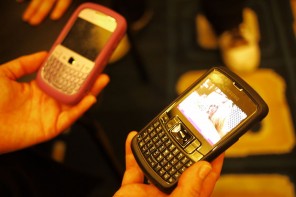 A leaked document reveals spy agency plans to hack into smartphones.