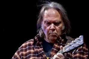 Donald Trump Pisses Off Neil Young By Playing His Music During Campaign Announcement