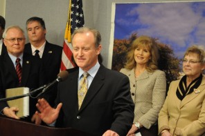 MN Senator Drafts Bill Banning Transgender People From Bathrooms Because Caitlyn Jenner Likes Women