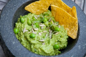 NY Times Asks, Give Peas A Chance (In Guacamole), Internet Balks, Saying ‘Brother, Peas?’ (TWEETS)