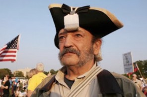 Here Is The Perfect Teabagger Socialist-Free Purity Pledge