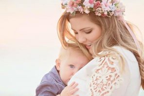 Mother Shamed For Breastfeeding: ‘You Took Your Entire Breast Out, And Left It Out TOO Long’ (Screenshots)