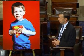 Sen. Chris Murphy Closes Epic 15 Hour Filibuster On Gun Control In The Most Amazing Way (VIDEO)